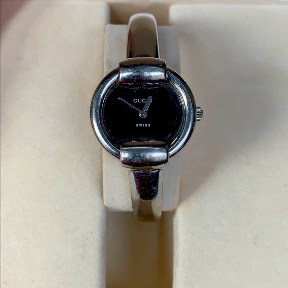 Stainless Steel Gucci watch in box. Vintage.